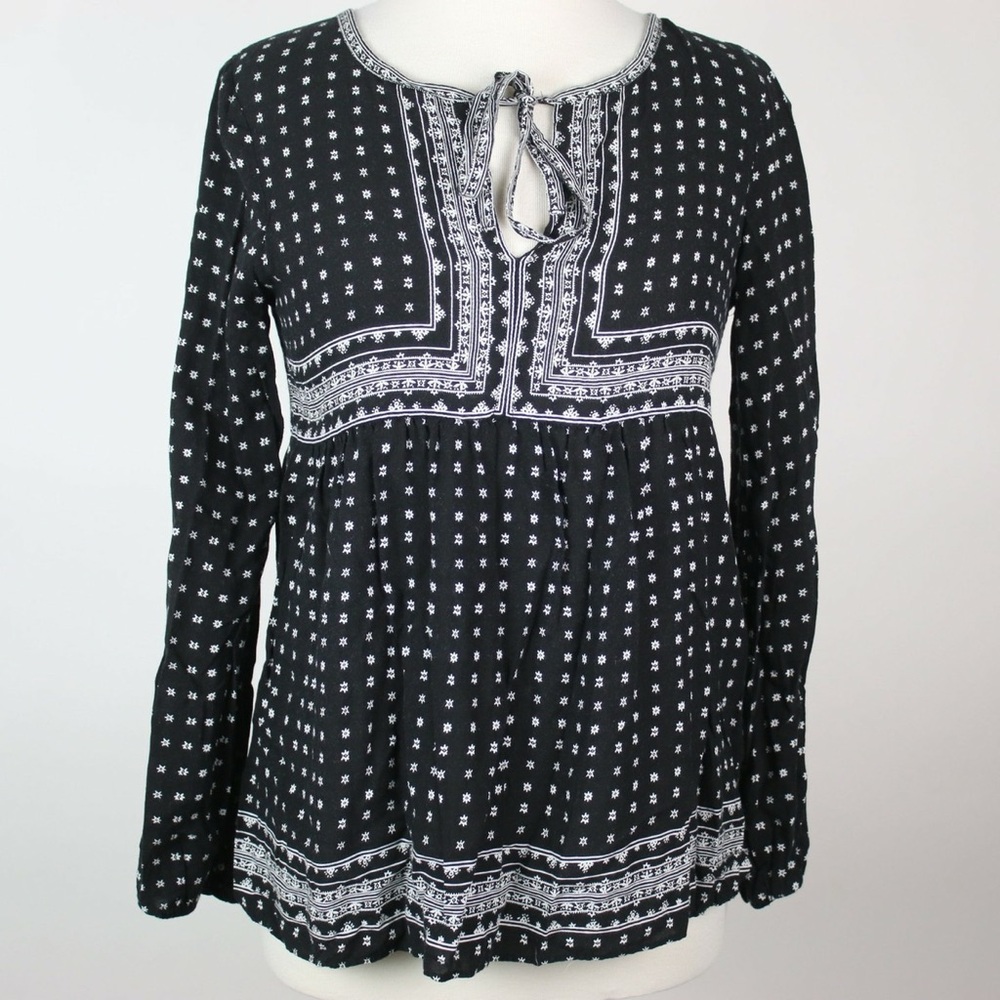 Max Studio Black Long Sleeve Peasant Top